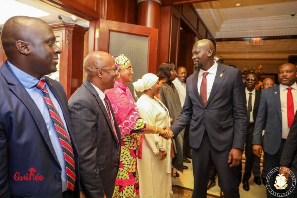 Le colonel Doumbouya annonce son arrivée à New York pour ‘’porter haut la voix de la Guinée’’