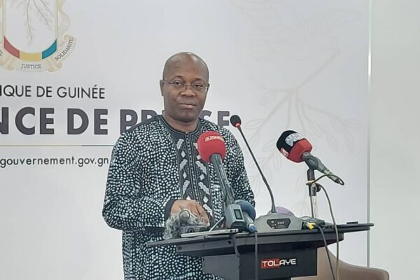 Ousmane Gaoual défie les journalistes : ‘’Personne ne peut diffuser une image où on voit un de vos confrères brutalisé par la police’’