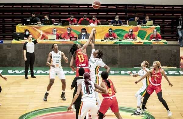 Afrobasket Féminin 2025 : Le Sénégal démarre en force en écrasant la Guinée (92-48)